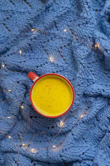 Turmeric Golden Milk Latte (Dairy-Free, 5 Minutes)